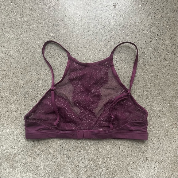 VS Gorgeous Lace Bralette - Picture 4 of 4